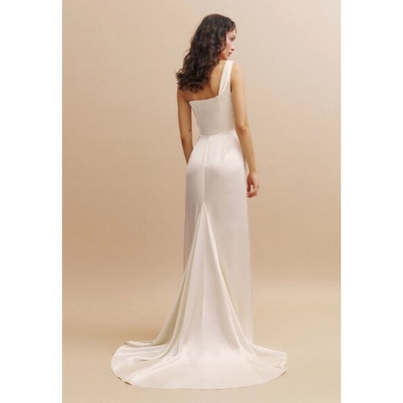 Reformation Else Ivory Silk Wedding Dress Size 6 - Picture 2 of 9